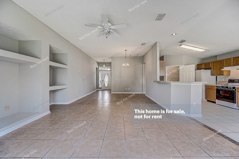 Photo 18 of 37 - 12262 Gehrig Dr, Jacksonville, FL 32224