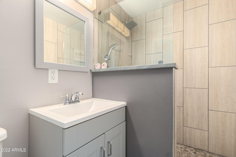 Photo 9 of 40 - 556 N Horne, Mesa, AZ 85203