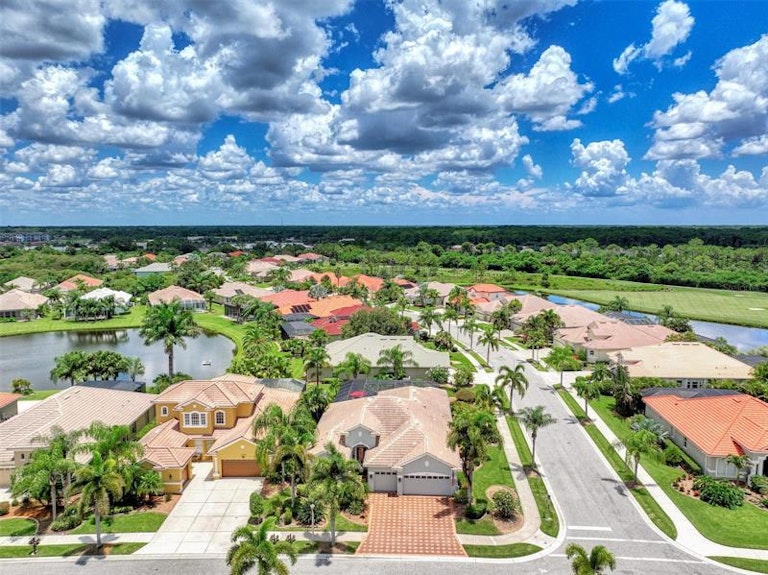 Photo 3 of 68 - 1210 Creek Nine Dr, North Port, FL 34291
