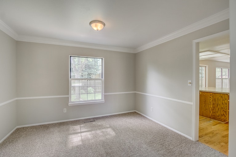 Photo 14 of 34 - 9491 W Hialeah Pl, Littleton, CO 80123