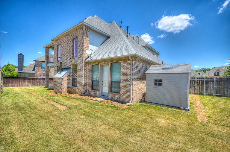 Photo 47 of 47 - 3006 Queen Ann Ct, Arlington, TX 76001