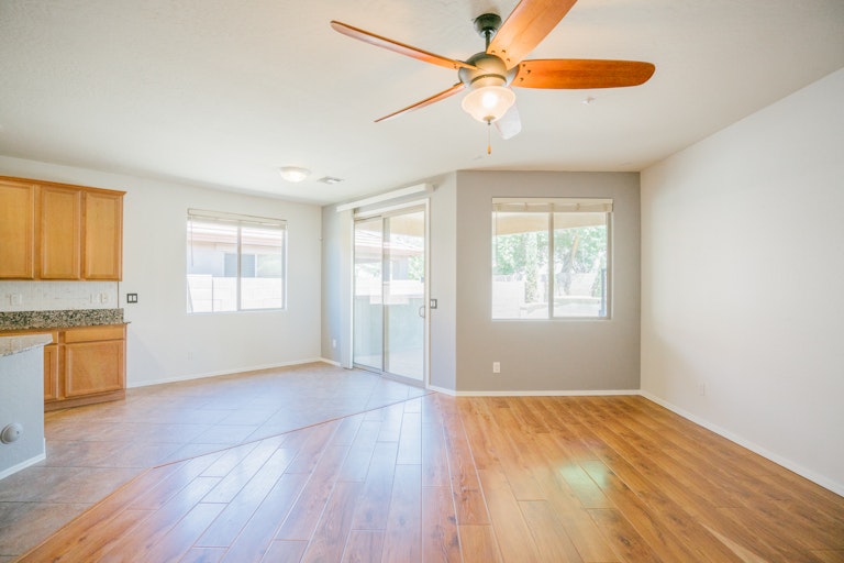 Photo 9 of 20 - 7194 W Lone Tree Trl, Peoria, AZ 85383