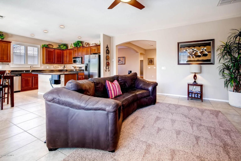 Photo 9 of 28 - 6233 W Bajada Rd, Phoenix, AZ 85083
