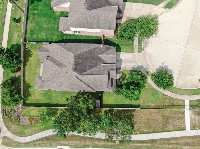 Photo 41 of 47 - 27390 Pendleton Trace Dr, Spring, TX 77386