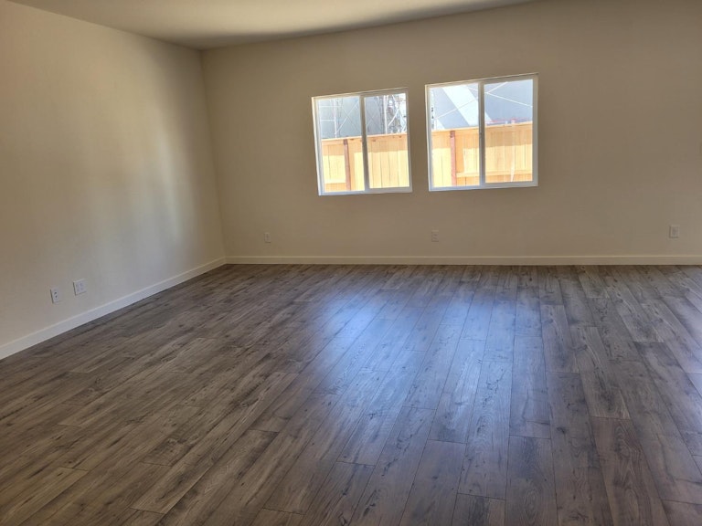 Photo 5 of 10 - 3182 Hancock St, Lincoln, CA 95648
