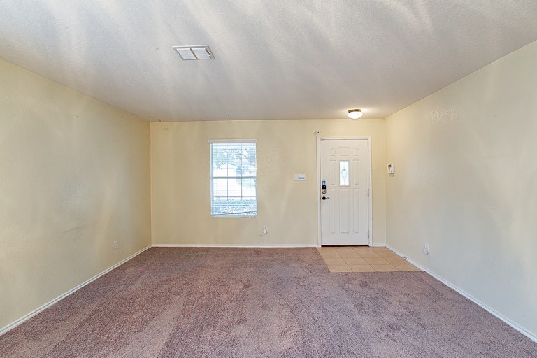 Photo 10 of 22 - 7730 Paraiso Cir, Boerne, TX 78015