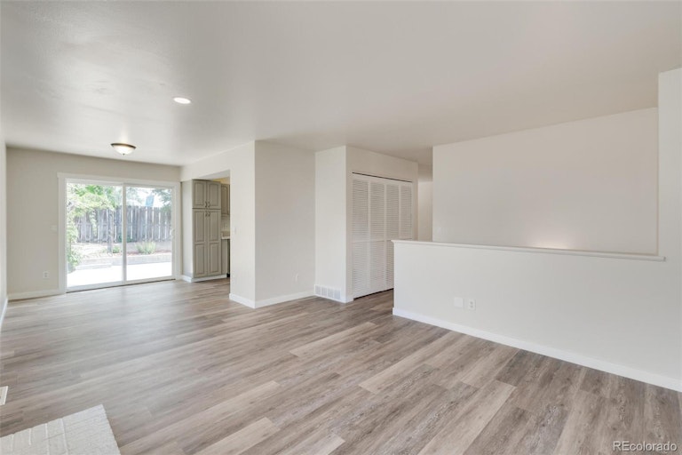 Photo 10 of 36 - 10731 W 104th Ave, Broomfield, CO 80021
