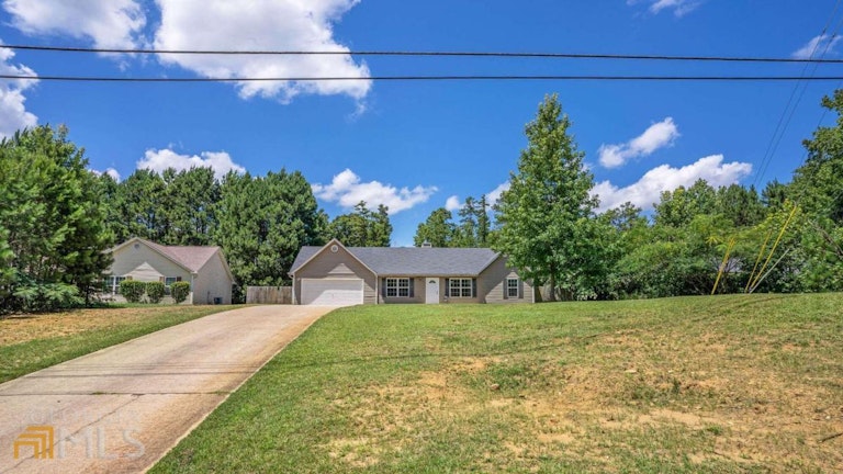 Photo 5 of 33 - 6732 Dorsett Shoals Rd, Douglasville, GA 30135