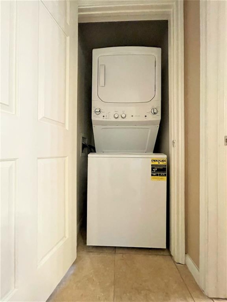 Photo 19 of 23 - 2255 Braeswood Park Dr #264, Houston, TX 77030