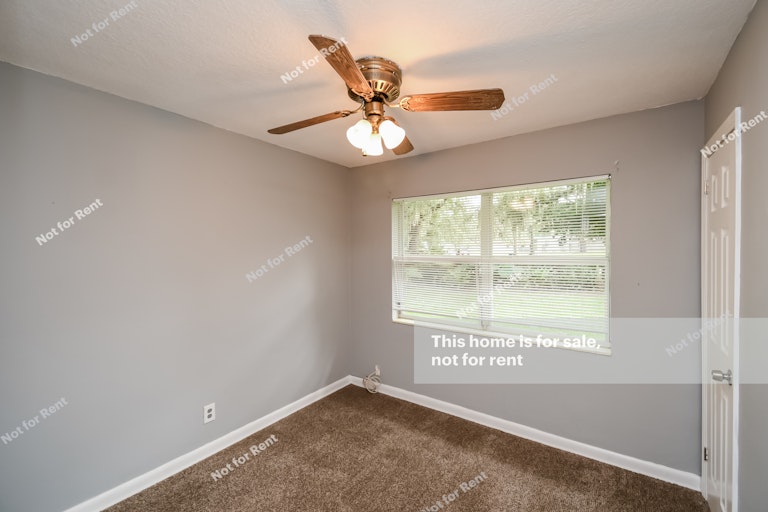 Photo 24 of 27 - 8858 Atter Ln, Jacksonville, FL 32216