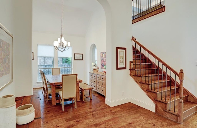 Photo 16 of 22 - 111 Tadpole Ct, Tomball, TX 77375