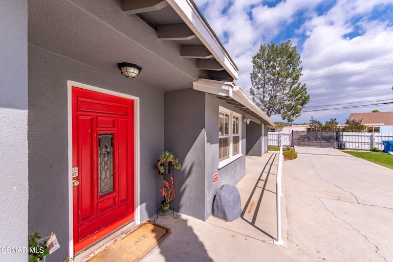 Photo 43 of 54 - 982 E Janss Rd, Thousand Oaks, CA 91360