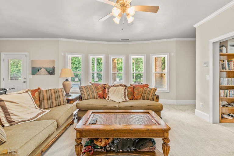 Photo 30 of 58 - 450 Herring Rd, Grayson, GA 30017