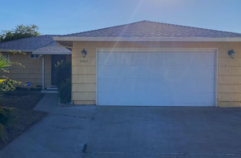 Photo 2 of 22 - 10463 Malaga Way, Rancho Cordova, CA 95670