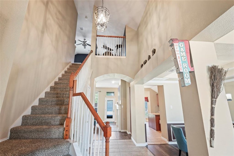 Photo 27 of 39 - 318 Fort Edward Dr, Arlington, TX 76002