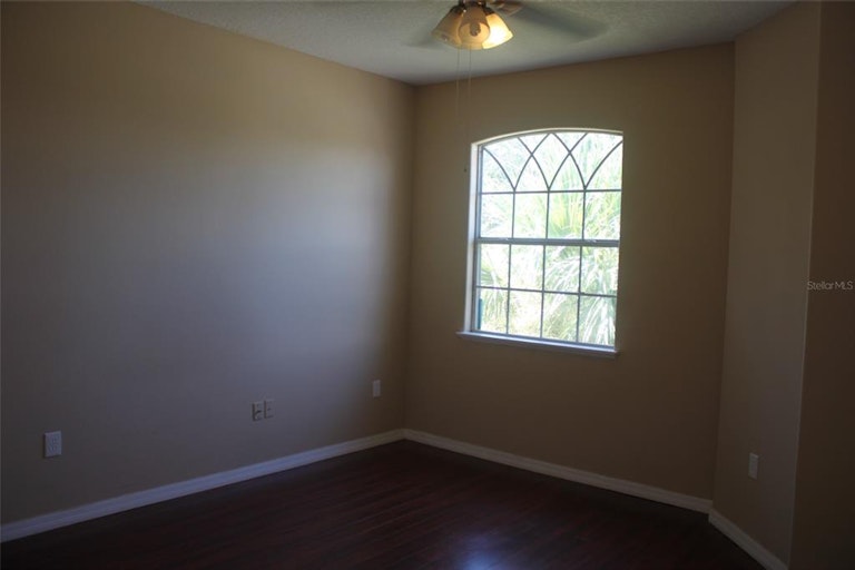 Photo 9 of 19 - 2806 Eagle Eye Ct, Kissimmee, FL 34746