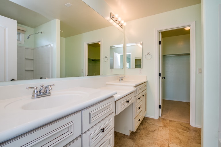 Photo 27 of 37 - 2327 E La Salle St, Phoenix, AZ 85040