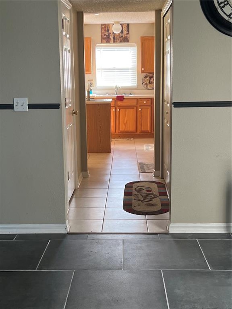 Photo 6 of 20 - 1912 Emily Blvd, Winter Haven, FL 33884