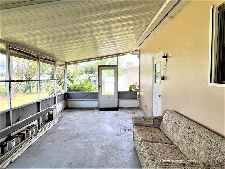 Photo 27 of 41 - 1246 W Wellington Dr, Deltona, FL 32725