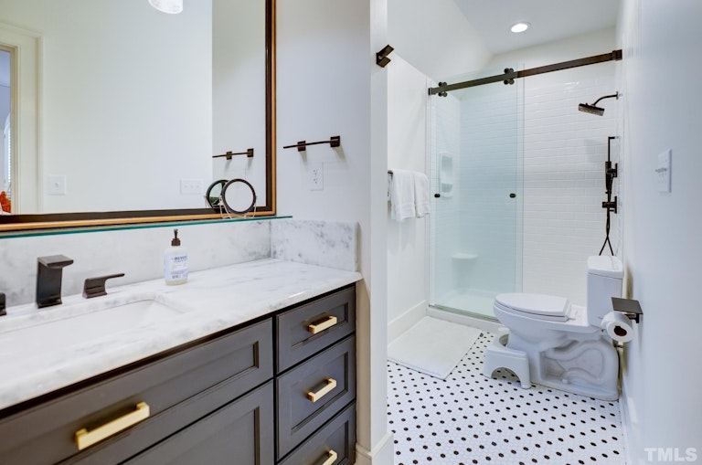 Photo 32 of 45 - 6604 Fifebrew Ln, Raleigh, NC 27614