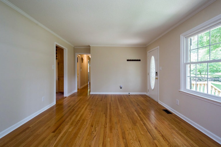 Photo 9 of 16 - 7709 Leesville Rd, Raleigh, NC 27613