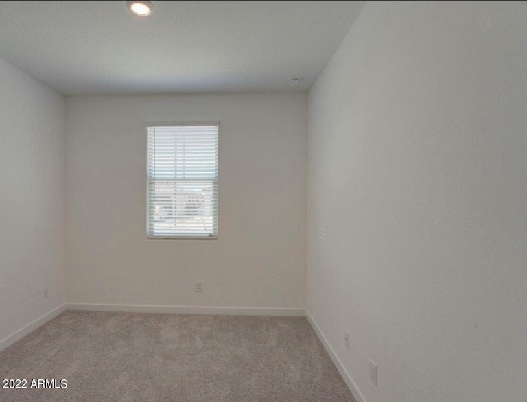 Photo 9 of 19 - 18796 W Cameron Dr, Surprise, AZ 85388