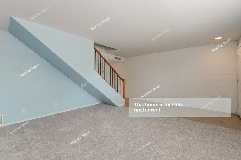 Photo 7 of 25 - 905 N Venice Ave Unit D, Tucson, AZ 85711