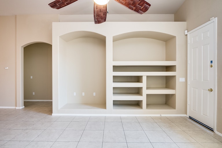 Photo 11 of 29 - 10917 W Overlin Dr, Avondale, AZ 85323