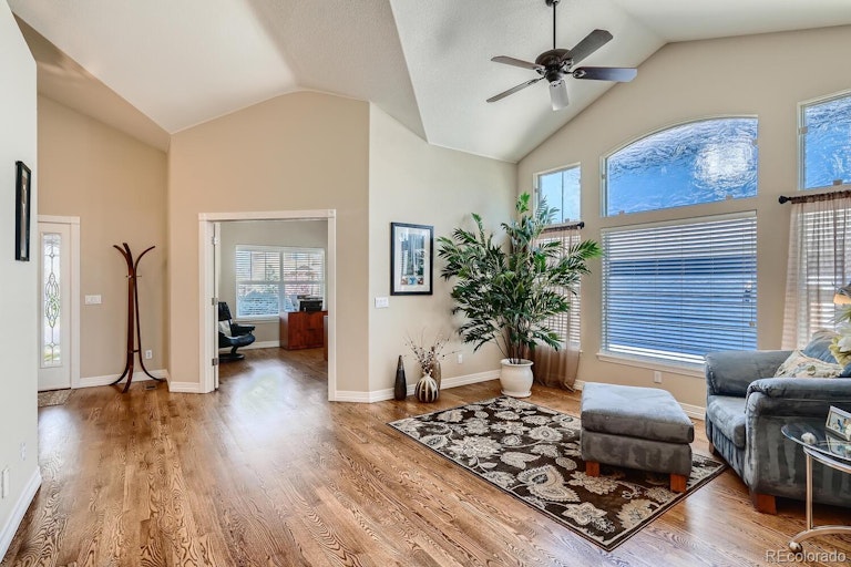 Photo 5 of 40 - 26741 E Clifton Dr, Aurora, CO 80016