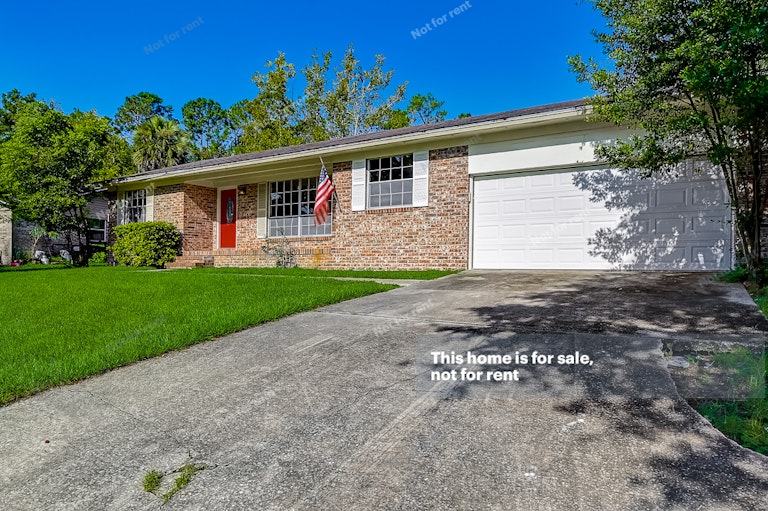 Photo 11 of 35 - 2590 Aquarius Rd, Orange Park, FL 32073