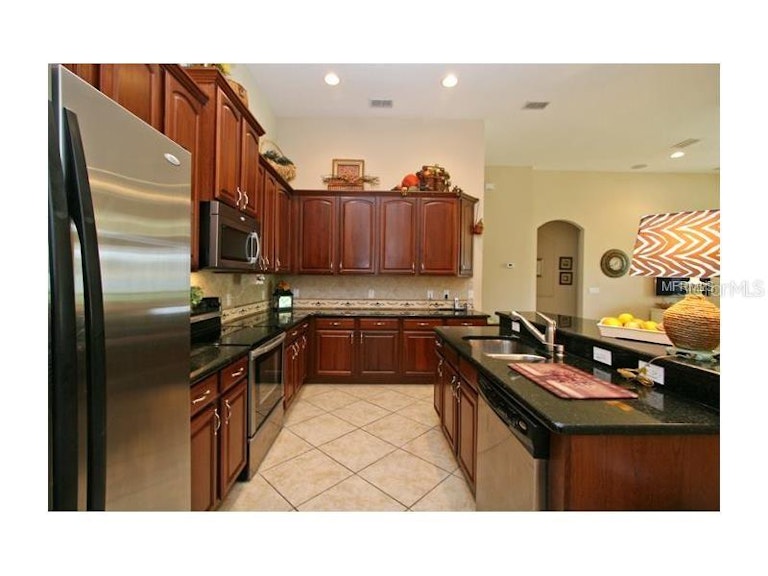 Photo 9 of 24 - 1857 Jean Marie Dr, Winter Garden, FL 34787