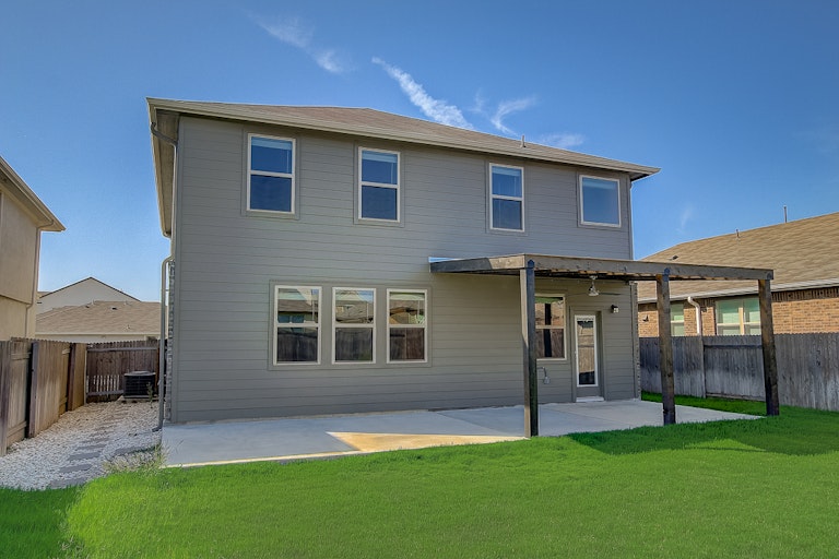 Photo 35 of 37 - 143 Vickers St, Georgetown, TX 78628