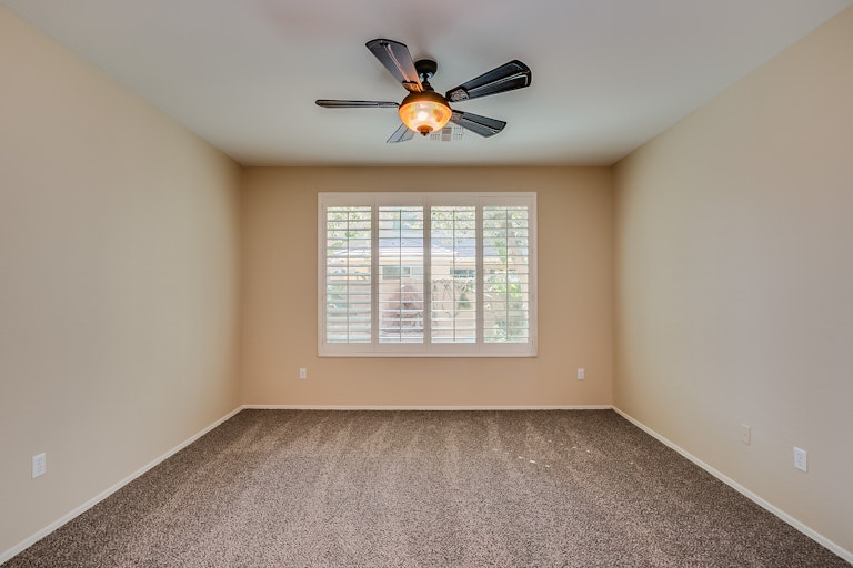 Photo 11 of 44 - 131 W Hackberry Dr, Chandler, AZ 85248