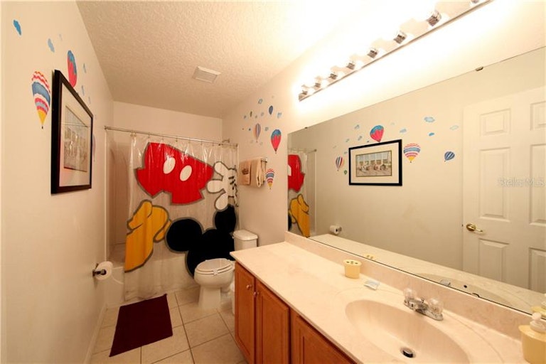 Photo 5 of 22 - 405 Kettering Rd, Davenport, FL 33897