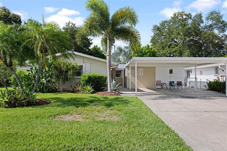 Photo 1 of 41 - 2331 Terry Ln, Sarasota, FL 34231