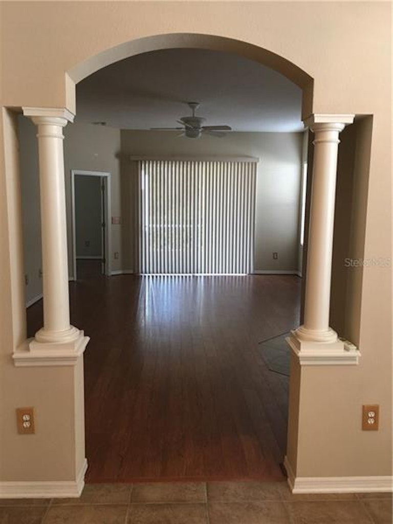 Photo 9 of 25 - 1115 Wrightswynde Ct, Wesley Chapel, FL 33543