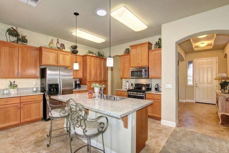 Photo 12 of 37 - 3469 Listan Way, Rancho Cordova, CA 95670