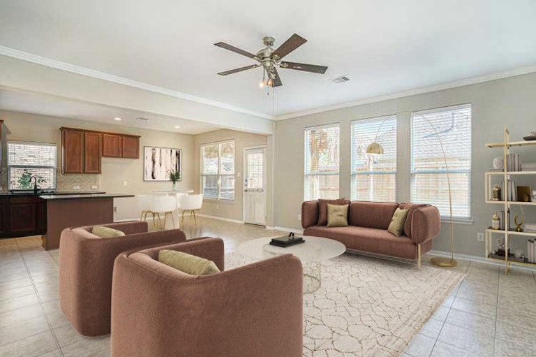 Photo 2 of 17 - 1315 Lucas St, Pearland, TX 77581