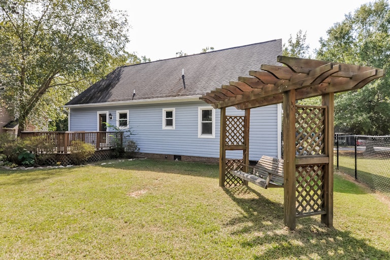 Photo 5 of 25 - 4709 Plum Blossum Dr, Knightdale, NC 27545