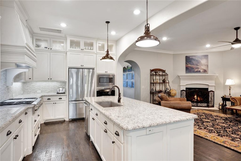 Photo 8 of 35 - 7571 Orchard Hill Ln, Frisco, TX 75035