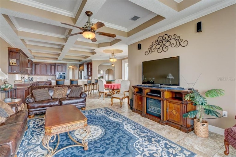 Photo 23 of 58 - 9548 W Gulf Blvd, Treasure Island, FL 33706