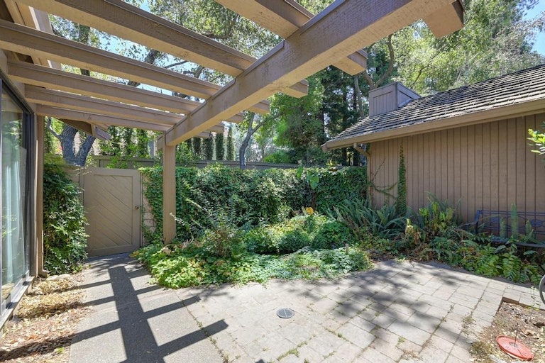 Photo 33 of 44 - 2174 Promontory Point Ln, Rancho Cordova, CA 95670