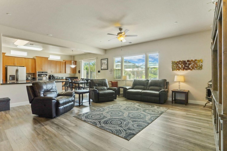 Photo 22 of 46 - 1026 Dimaggio Way, Galt, CA 95632