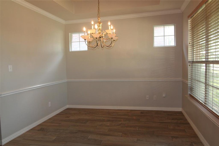 Photo 8 of 40 - 4420 Greenfield Dr, Richardson, TX 75082