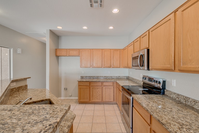Photo 2 of 27 - 4983 S Ithica St, Chandler, AZ 85249