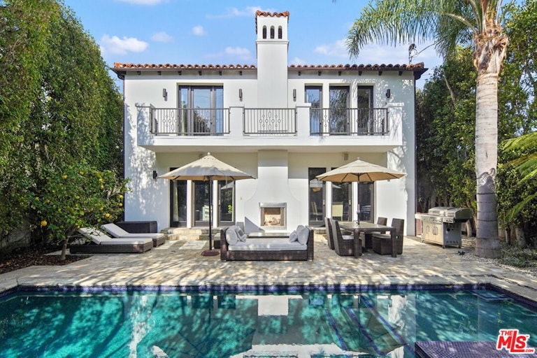 Photo 21 of 24 - 115 S Edinburgh Ave, Los Angeles, CA 90048
