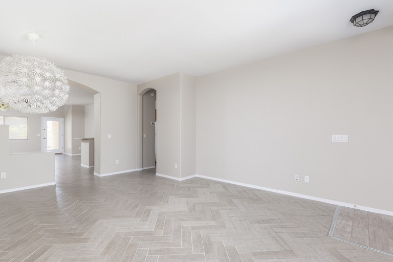 Photo 11 of 25 - 14615 W Ventura St, Surprise, AZ 85379