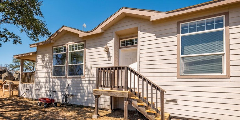Photo 1 of 47 - 2191 Auburn Rd, Lincoln, CA 95648