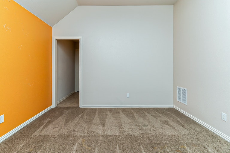 Photo 28 of 37 - 4712 Eddleman Dr, Fort Worth, TX 76244