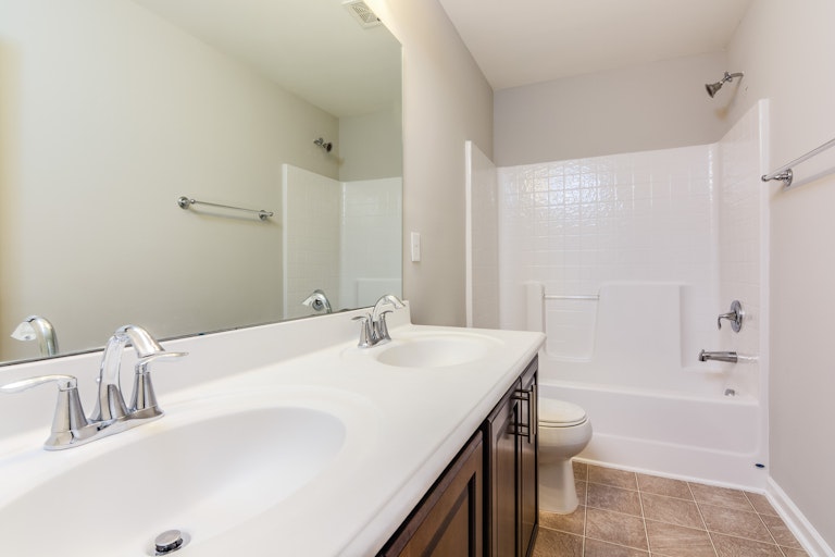 Photo 14 of 17 - 604 Lavenham Ln, Fuquay Varina, NC 27526